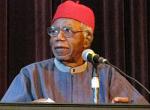 photo Chinua Achebe