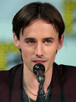 photo Reeve Carney