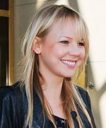 photo Adelaide Clemens